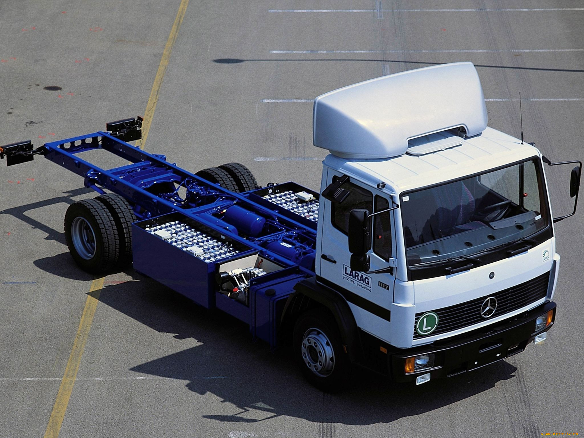 , mercedes, trucks